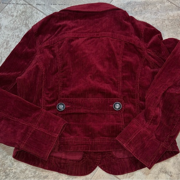 American Vintage A.m.i. Burgundy red corduroy button down jacket - XLarge - Picture 6 of 6